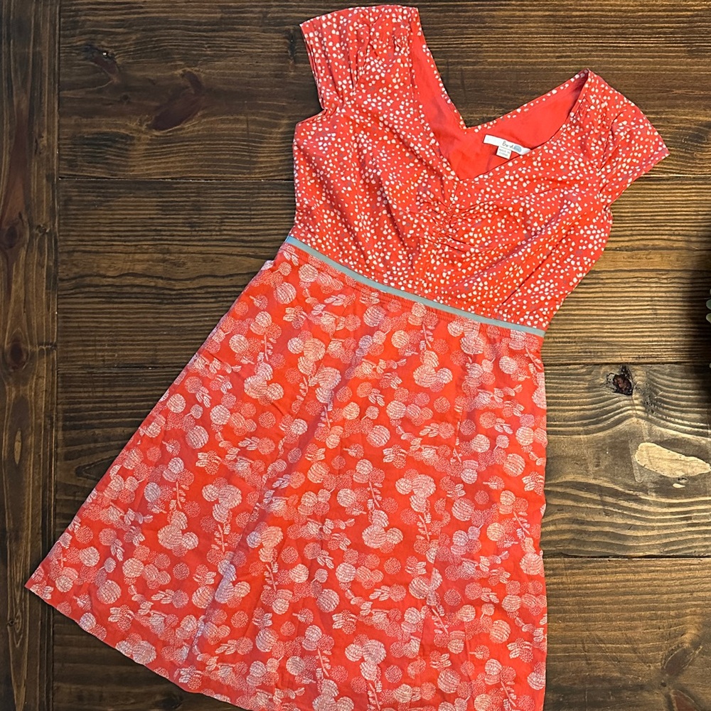 Boden Dress A- Line Skirt Cap Sleeve Cotton V- Neck Red White Hopscotch